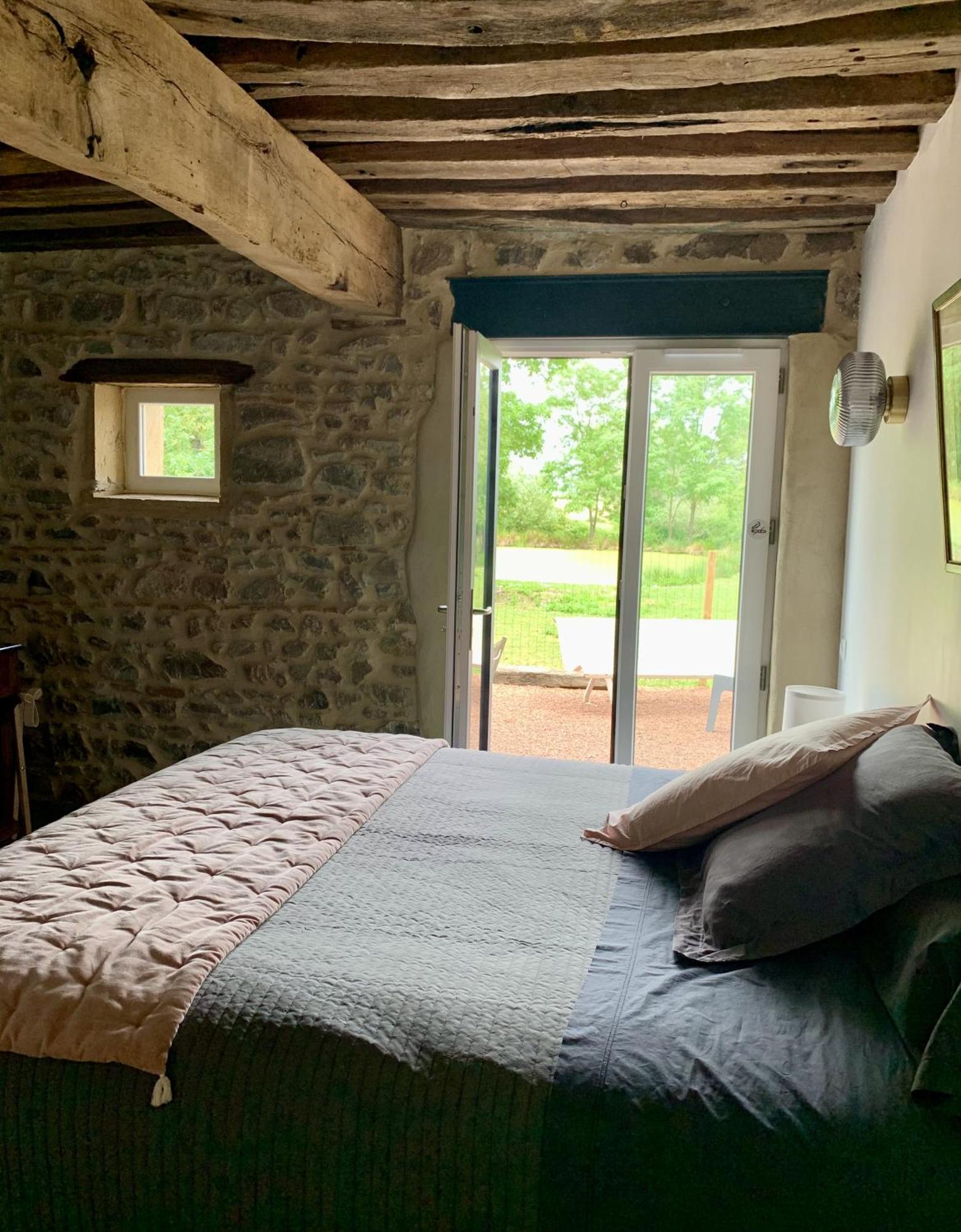 Domaine D'Aromm - Chambres D'Hotes & Gites - Piscine, Etangs & Animaux - Au Calme Ouches エクステリア 写真